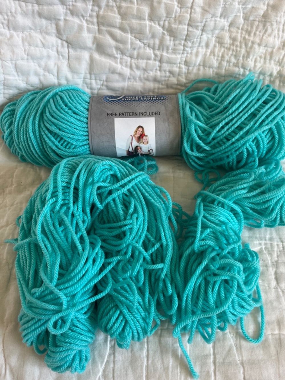 Partial Skeins Remnants "I Love This Yarn" in Turquoise Blue 110 Acrylic
